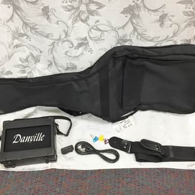 Stadium Black Electric Guitar Bundle-w/Amp, Strap, Tuner, Cord, Picks, Gig Bag! image 8