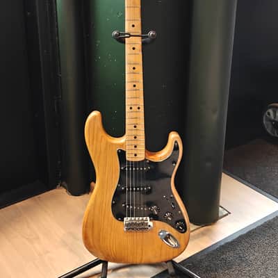 Fender Stratocaster, Maple Fretboard 1979- Natural image 8