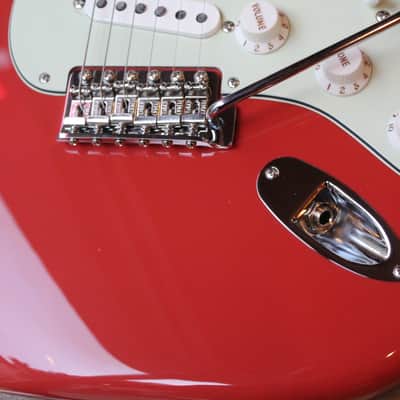 FENDER "Limited Vintera II 60s Stratocaster, Rosewood, Fiesta Red" GIGBAG, 3, 62 KG image 5