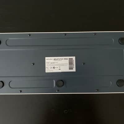 BeatStep Pro MIDI Controller image 4