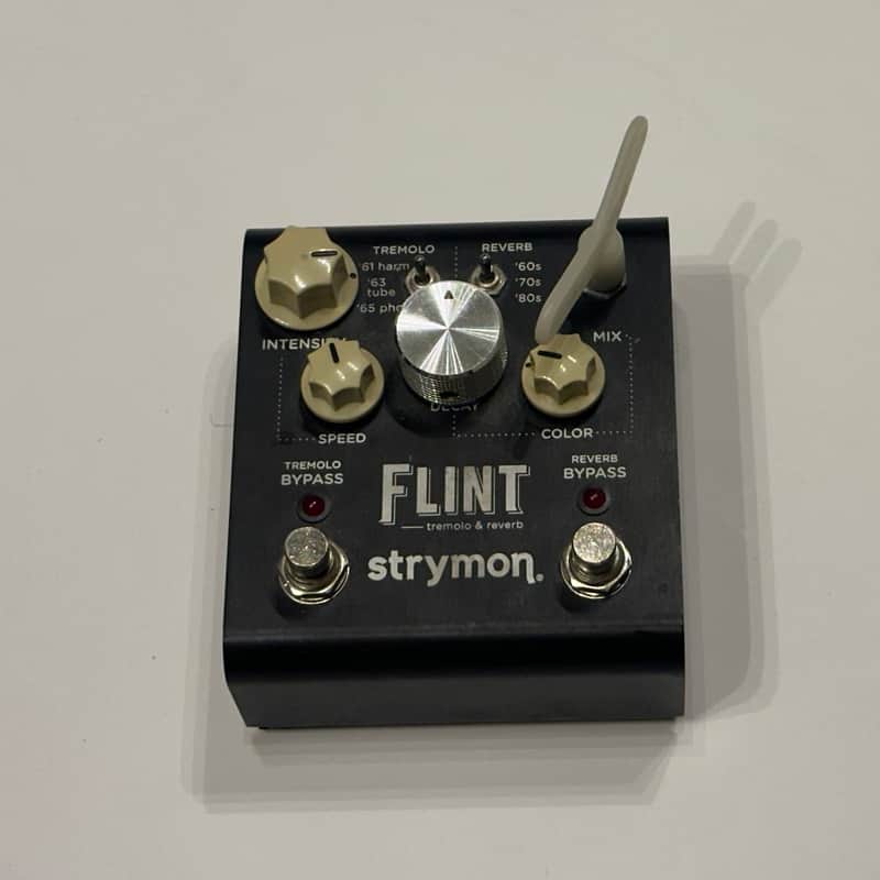 Strymon Flint Reverb and Tremolo V1