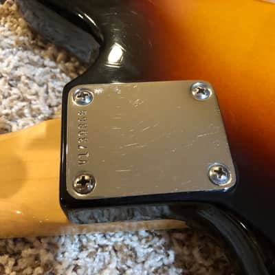 Fender American Vintage '65 Jazzmaster 2013 - 2017 - 3-Color Sunburst image 10