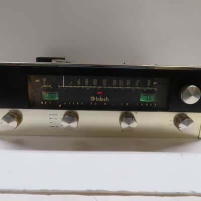 McIntosh MR 65 tube tuner early 1960's - glass, champagne and black image 4