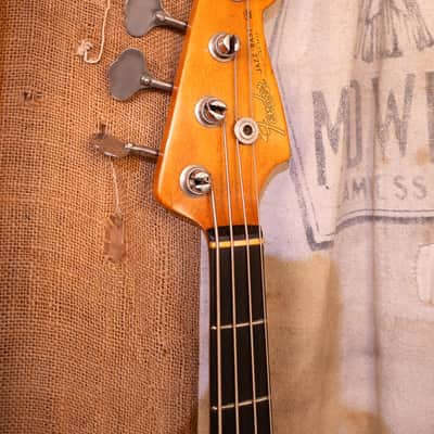 Fender Jazz Bass 1960 White - Refin Stack Knob image 3