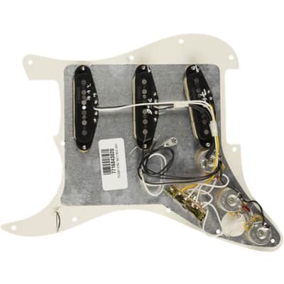 Fender Pre-Wired Strat Pickguard Vintage Noiseless SSS (Parchment) - Single Coil Pickup for Guitars image 2