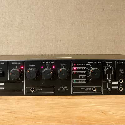 Roland SBF-325 Stereo Flanger 1979 - 1984 - Black
