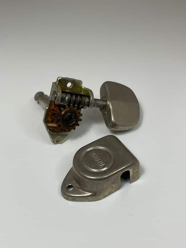Yamaha FG180 Bass Side Tuner with Cover image 1