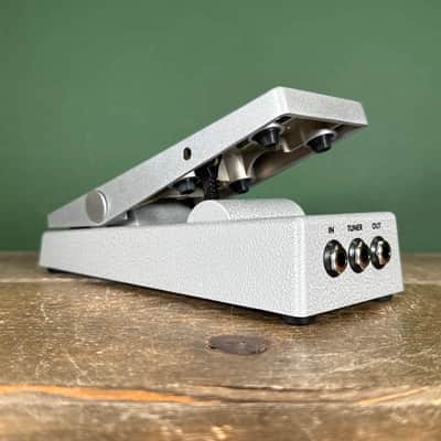 Fender FVP-1 Volume Pedal 2010s - Silver image 2