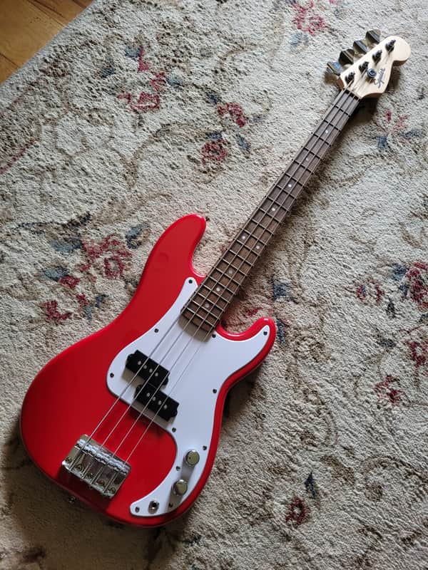 Squier Mini Precision Bass