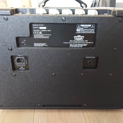 Vox AC10C1 Custom 10-Watt 1x10" Guitar Combo 2015 - 2019 - Black image 2