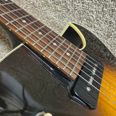 Gibson ES-135 Sunburst 1993 w/ HSC image 4