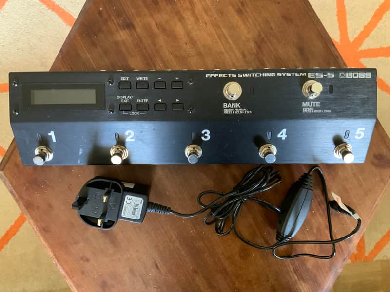 Boss ES-5 Effects Switching System