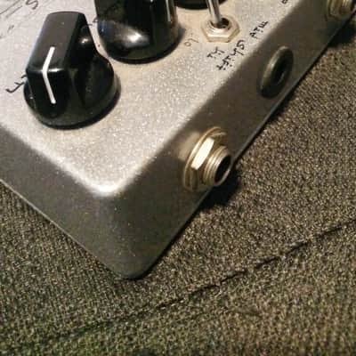 Catalinbread Silver Kiss Trinity AE image 4