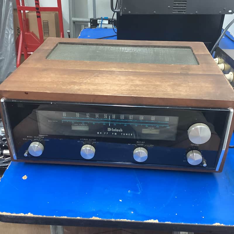 McIntosh MR 77 Tuner 70’s - Wood case image 1