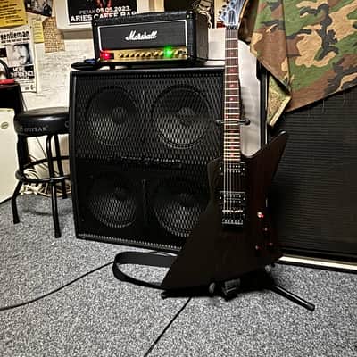 Gibson Limited Edition Vampire Blood Moon Explorer 2011 - Ebony/Red image 2