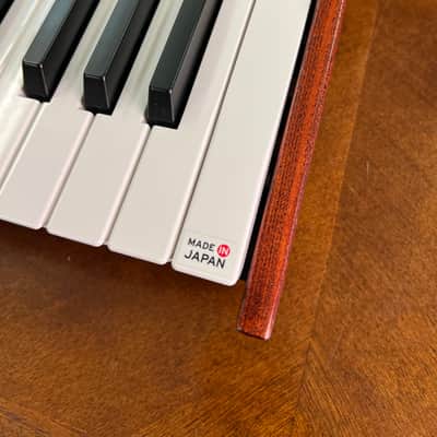 Korg Prologue 8 Polyphonic 49-Key 8-Voice Analog Synthesizer 2018 - Present - Black/Wood image 8