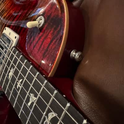 PRS Tremonti 2020-2023 - Cherry charcoal burst image 12