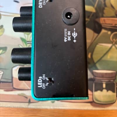 Fender Marine Layer Reverb 2018 - Present - Green image 6
