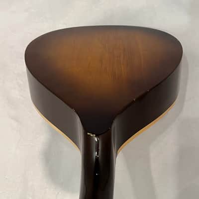 Harmony H8031 oval hole flat back mandolin 1972 - Sunburst image 11