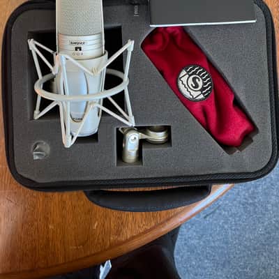 Shure KSM44A Large Diaphragm Multipattern Condenser Microphone 2010 - Present image 1