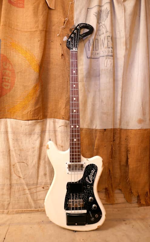 Wandre Cobra Bass 1960's - White image 1