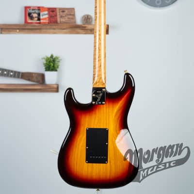 Fender Custom Shop American Custom Stratocaster- NOS - 3 Tone Sunburst image 5