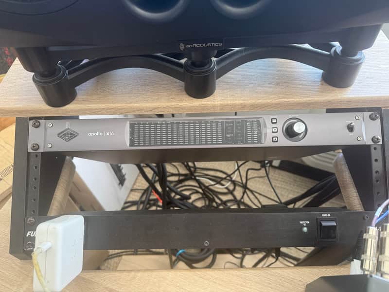 Universal Audio Apollo x16 Heritage Edition Thunderbolt 3 Audio Interface 2020 - Present - Gray image 1