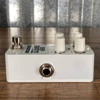 Electro-Harmonix EHX Pico Deep Freeze Sound Retainer / Sustainer Guitar Effect Pedal Guitar Effect Pedal image 4