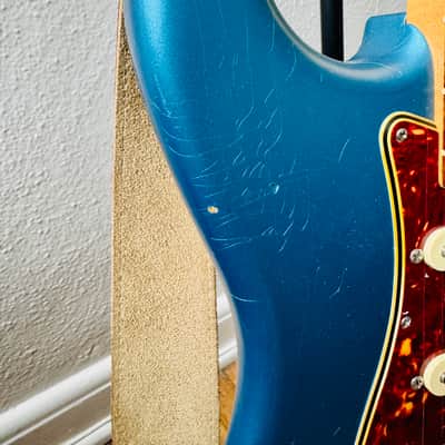 Fender Vintera II Road Worn '60s Stratocaster 2024 - 2026 - Lake Placid Blue image 4