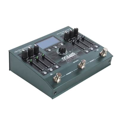 Electro-Harmonix Oceans Abyss Advanced Reverb Laboratory Pedal image 2