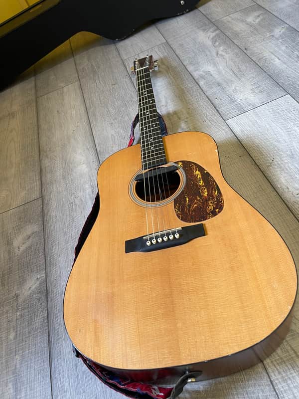 Martin D-16GT