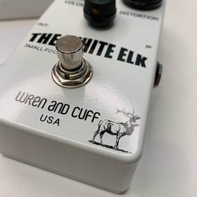Wren and Cuff White Elk Small Foot Fuzz 2010s - White image 2