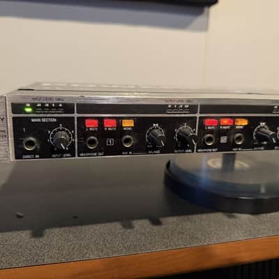 Behringer Powerplay Pro Model HA4400 - 4-Channel Headphone Distribution Amp 2008 Standard image 2