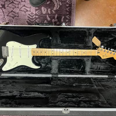 Fender Stratocaster 2012 - Black gloss image 12