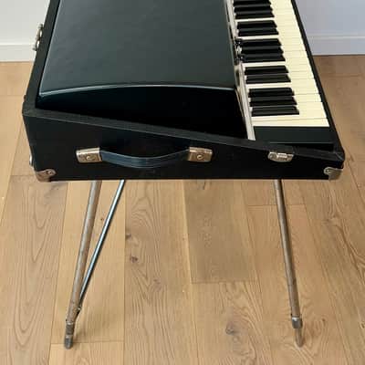 Pristine 1979 Fender Rhodes Mark I Stage 73-Key Electric Piano Black Rounded Top, Complete Stage Package it has been Tuned, Serviced, and Upgraded image 13