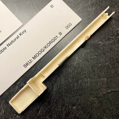 ORIGINAL Matsushita Replacement B Key (for ESK-131 Keybeds) for Moog MG-1, Prodigy, Rogue, Opus 3, Korg Minikorg 700, Minikorg 700S, MS-10, MS-20, VC-10, Poly Ensemble P, Univox K1/K2, and more image 3