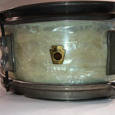 Ludwig No. 491 Pioneer 5x14" 6-Lug Snare Drum with Keystone Badge 1968 - 1969 - White Marine Pearl image 7