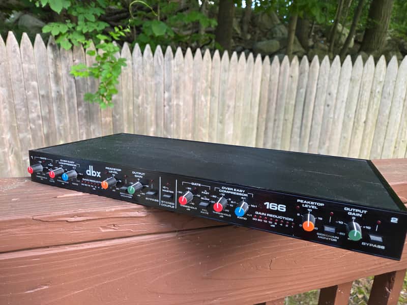 dbx 166 2-Channel Dynamics Processor | Reverb