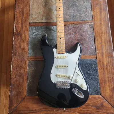 Fender Squier strat vintage MIJ SSS E serial w/bag 1987 - blk image 2