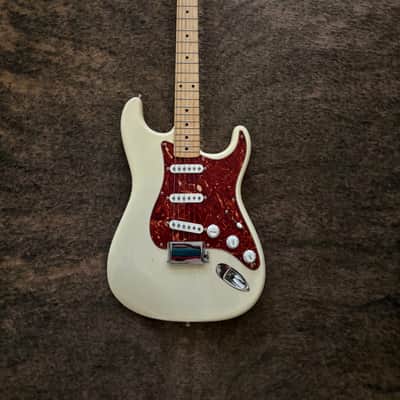 Fender Limited Edition 1956 Reissue Stratocaster with Maple Fretboard 1994 - 2-Color Sunburst image 2