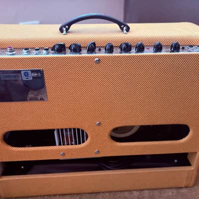 Fender Blues Deluxe Reissue 2-Channel 40-Watt 1x12" Guitar Combo with extras image 7