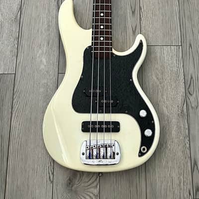 G&L SB-2 USA Bass Guitar 2003 - Olympic White with Matching Headstock image 2