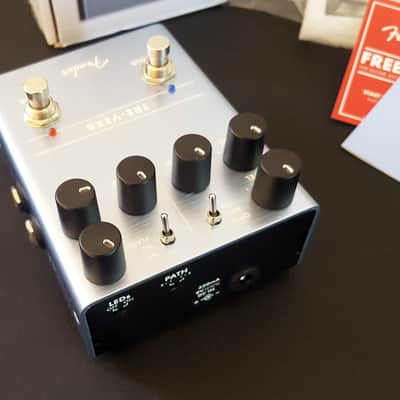 Fender Tre-Verb Tremolo/Reverb 2019 - Present - Blue image 7