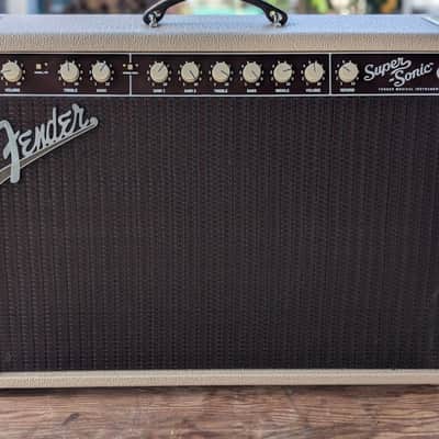 Fender Super-Sonic 22 2-Channel 22-Watt 1x12" Guitar Combo Blonde image 4