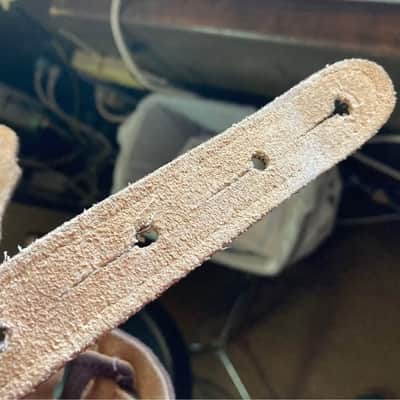 Unbranded (levys?) acoustic or electric guitar strap 2 tone soft 57x2.5 image 4