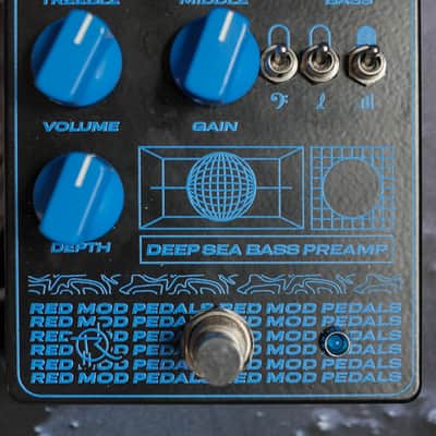 Deep Bass with DEMO Preamp overdrive image 4