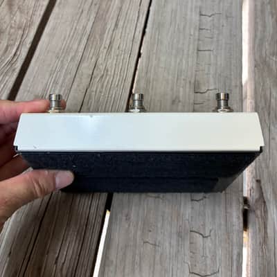 Boss DD-500 Delay 2015 - Present - White electric guitar multi effect delay image 9