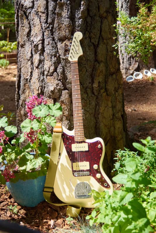 Fender Vintera '60s Jazzmaster with Pau Ferro Fretboard 2021 - Olympic White image 1