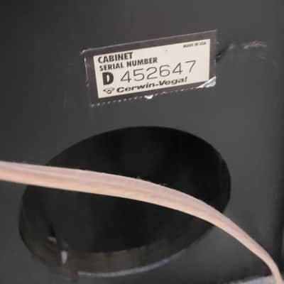 Cerwin-Vega D9 Walnut Bild 8