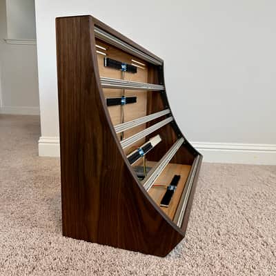 Immagine Solid Walnut Powered Eurorack Case - 13U x 168HP - 7